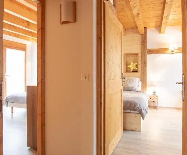 D'hotes La Grangelitte Bed & Breakfast