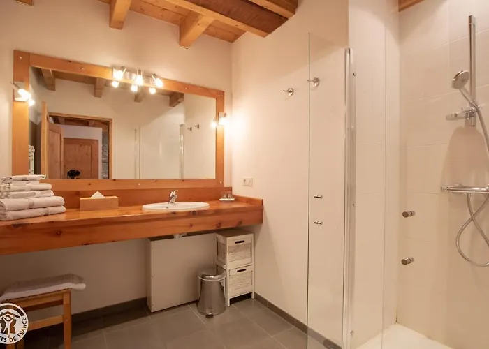 D'hotes La Grangelitte Bed & Breakfast
